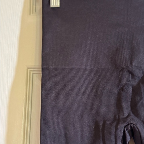 SPANX Dark Brown Leggings - Picture 2 of 5